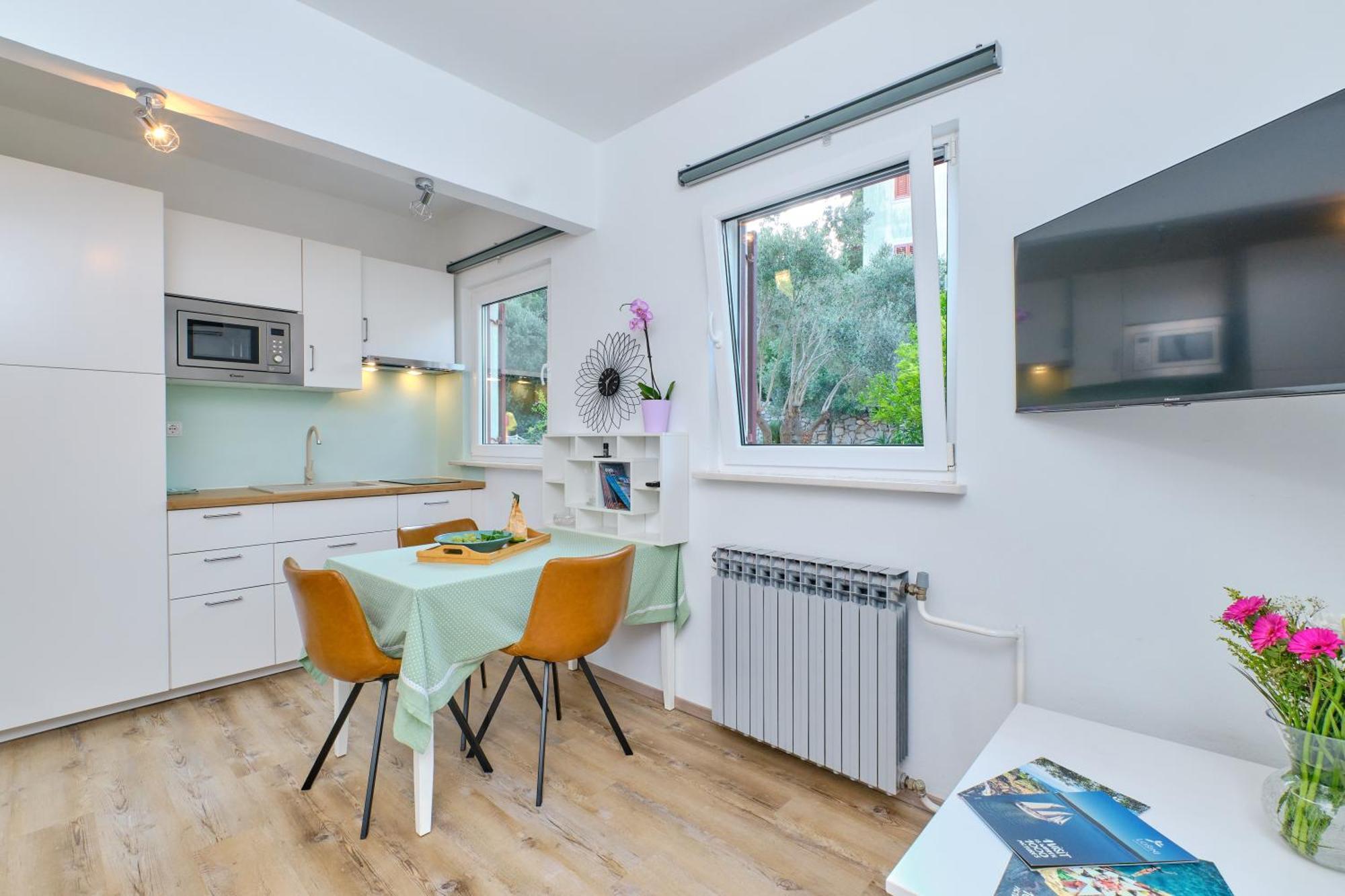 Apartment Pepermint - Iqm Destination Quality Veli Lošinj Екстериор снимка